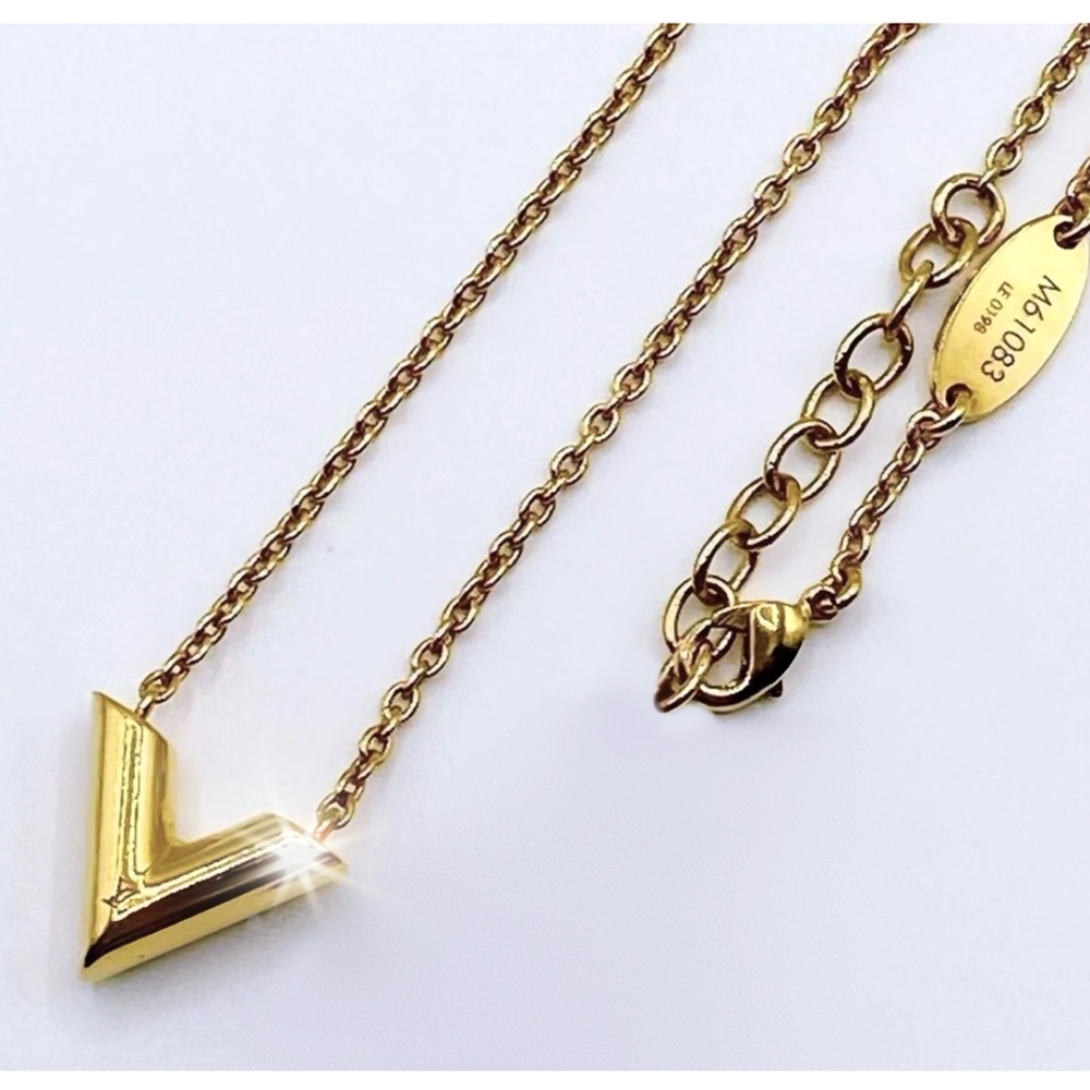 Authentic Gold Plated Louis Vuitton V Necklace - Picture 2 of 7